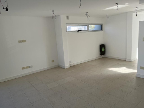 Imagen 5 de 21 de Piso En Venta Ubicado En 42 12 Y 13