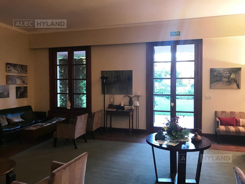 Casa 5 Ambientes En Venta - S.isi.-centro