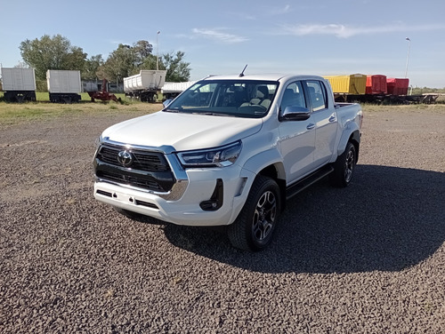 Toyota Hilux 2.8 Cd Srx 177cv 4x4 At