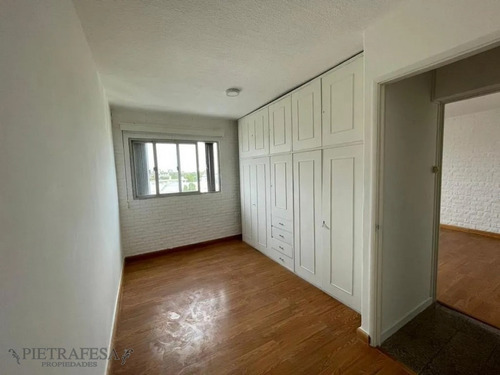 Apartamento En Alquiler 2 Dormitorios 1 Baño-av. San Martin-aguada- Ref: 1864