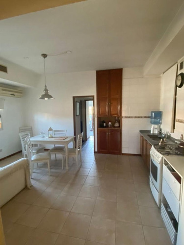 Imagen 6 de 13 de Departamento De 2 Dormitorios Con Balcon Terraza