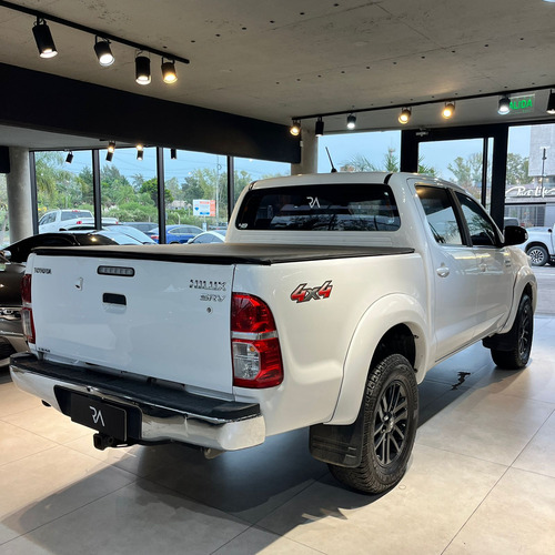 Toyota Hilux Pick-Up 3.0 Cd Srv Cuero I 171cv 4x4 5at