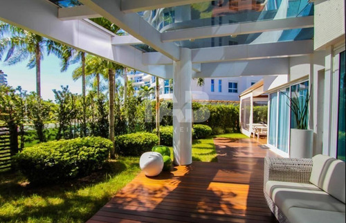 Imagem 2 de 5 de Apartamento Alto Padrão Para Alugar Em Itajaí - 270316