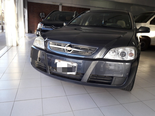 Imagen 9 de 15 de Chevrolet Astra 2.0 Gl 2009