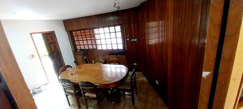 Se Vende Hermosa Casa Con Pileta En B° Lomas De San Martín