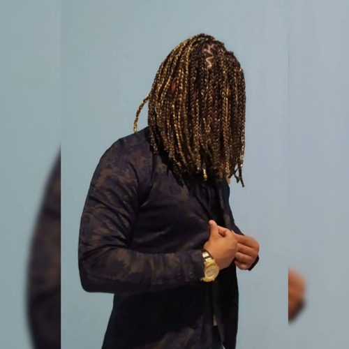 Imagem 3 de 4 de Trança Chanel Box Braids