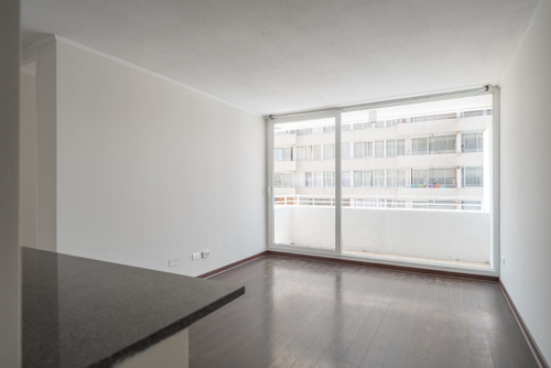 Imagen 3 de 30 de Departamento Remodelado Con Excelente Conectividad