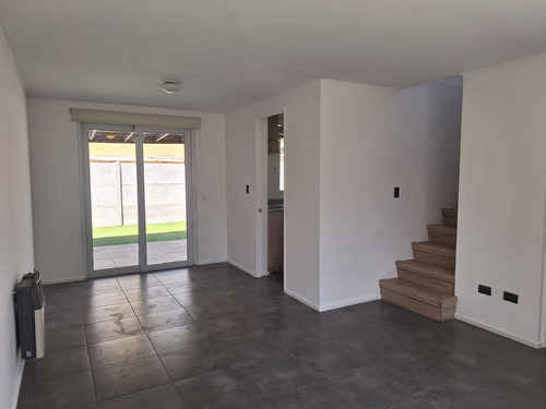 Arriendo Excelente Casa, Barrio Los Ciruelos De Buin