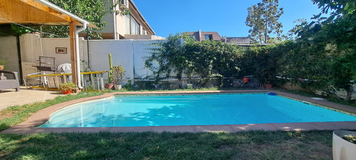 Parque Jardín Botánico I Un Piso I Lindo Jardín Con Piscina