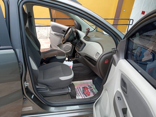 Imagem 4 de 8 de Chevrolet Spin Lt 1.8 8v