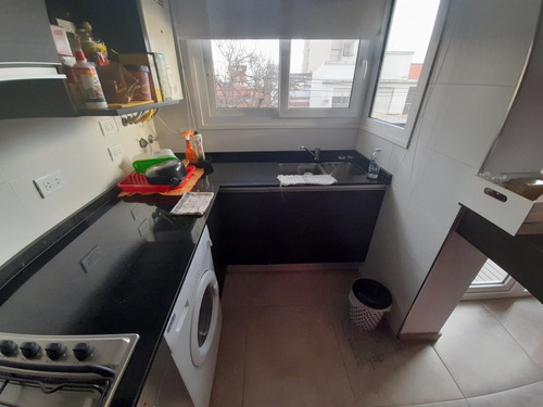 Imagen 9 de 30 de Departamento De 2 Ambientes - A La Calle - Alberti 3300