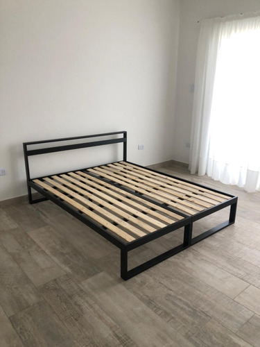 Imagen 9 de 10 de Cama Minimalista Tuxon 160x200 Base Dividida En Dos Modulos