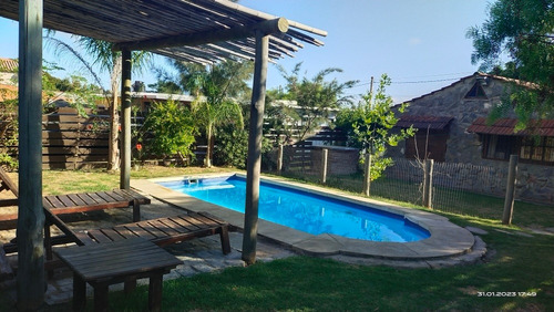 Imagen 18 de 23 de Casa En Piriapolis,playa Grande Con Piscina Leer