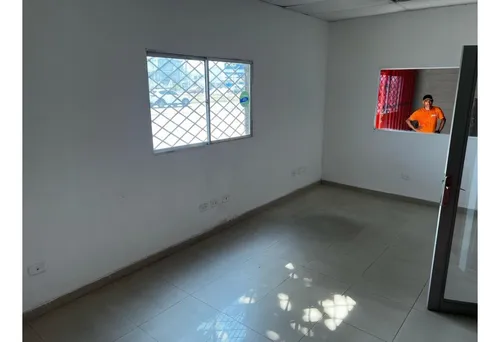 Arriendo Bodega Sector Circunvalar Barranquilla
