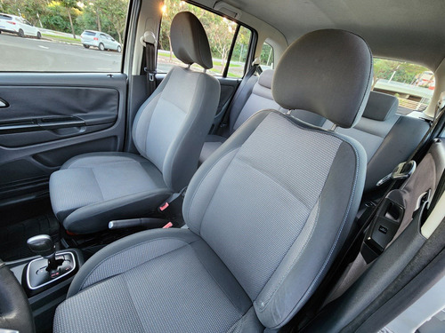 Volkswagen Spacefox 1.6 MI TREND 8V FLEX 4P AUTOMATIZADO