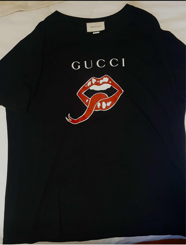 T Shirt, Talla Xl Oversize Gucci Original,no Fendi Prada Ysl