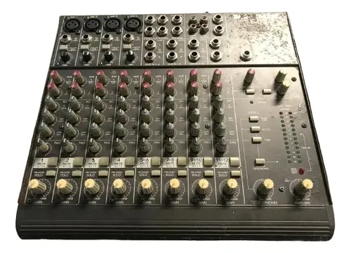 Mesa De Som 8 Canais Mackie - 1202-vlz | Parcelamento sem juros