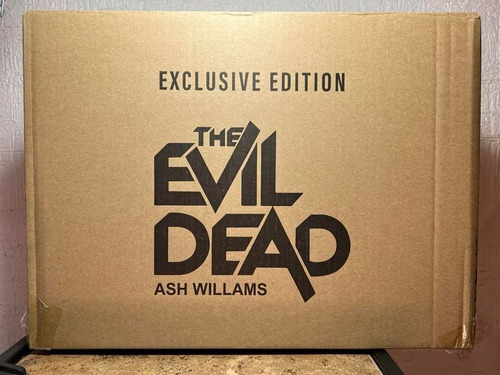 Ash Williams Luxury Edition - Asmus Toys - 1/6 - Evil Dead 2 (Usado)