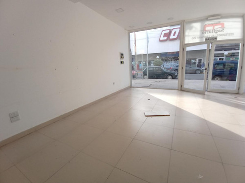 Imagen 17 de 26 de Local Comercial En Alquiler Anual En Mar De Ajo Frente Al Supermercado Coto 170m2- Av. Libertador