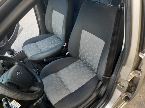 Ford Fiesta 1.6 One Ambiente Plus 98cv