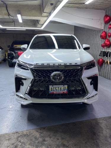 Toyota Fortuner 2023