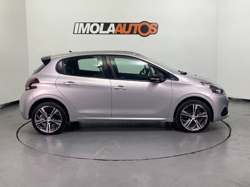 Imagen 8 de 15 de Peugeot 208 1.6 Gt 2020-imolaautos