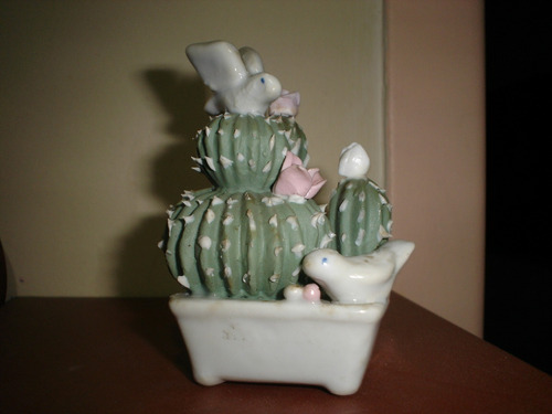 Adorno Vitrina Maceta Flores Cactus Ceramica Jer