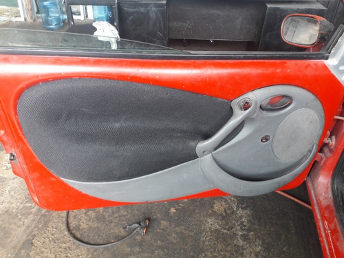 2 Piezas Par De Tapa Puerta Ford Ka, En Fibra Y Vestidura