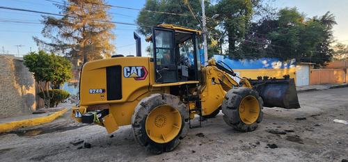 Cargadora Frontal Caterpillar 924g Año 2004