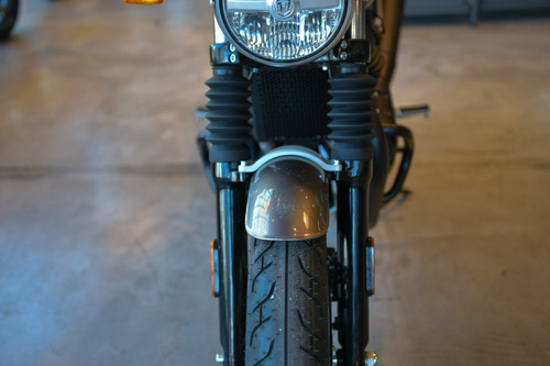 Royal Enfield Interceptor - Barcelona Blue Financiada