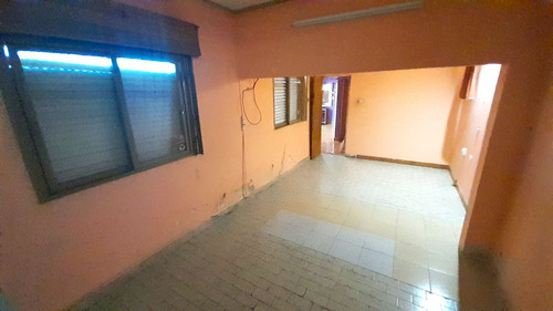 Venta - Casa + Dpto. En Guadalupe Oeste