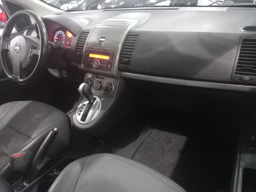 Imagem 8 de 10 de Nissan Sentra 2012 2.0 S Flex Aut. 4p