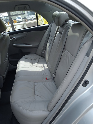 Imagen 12 de 18 de Toyota Corolla Gli