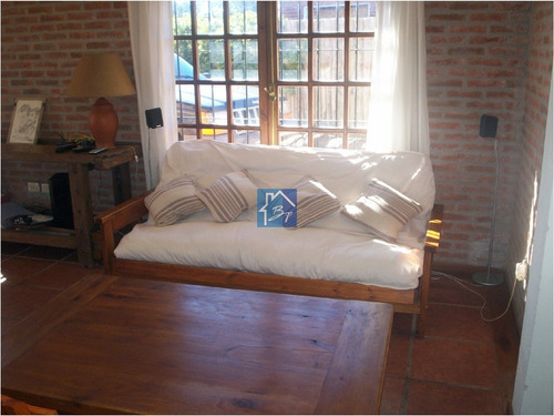 Casa En Punta Del Este, Pinares- Ref: 1077