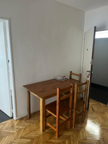Departamento De Dos Ambientes, Alquiler Temporal, Recoleta