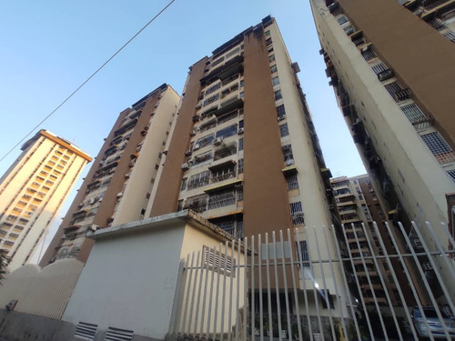 Se Vende Comodo Apartamento Ubicado En Parque Aragua, 007jsc