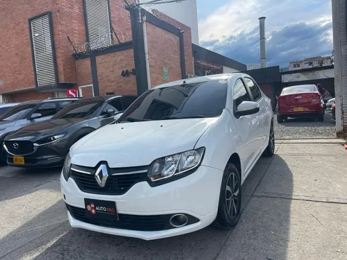 Renault Logan 1.6 Privilege / Intens