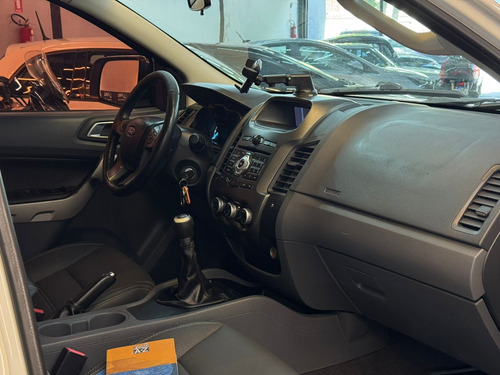 Ford Ranger 2.5 Xlt Cab. Dupla 4x2 Flex 4p