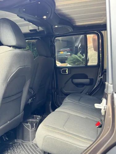 Jeep Wrangler 2.0 Sport Awd