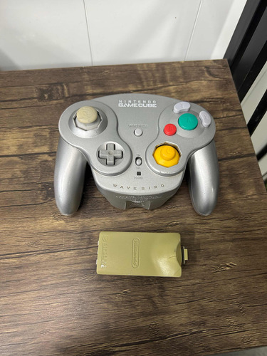 Control Mando Wavebird Nintendo Gamecube Sin Receptor (Usado)
