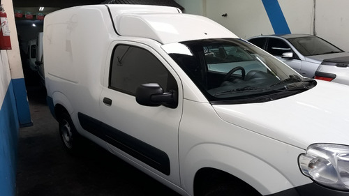 Imagem 2 de 10 de Fiat Fiorino 1.4 Evo 1.4 Basica 2018