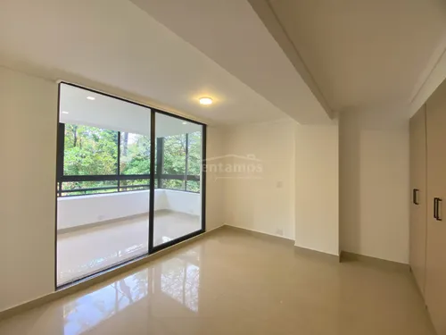 Apartamento En Venta En Los Balsos. Cod V776146