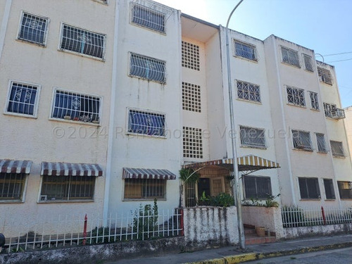 Yilmer Salazar Vende Apartamento En Urbanizacion La Haciendita En Cagua 24-18506 Yjs