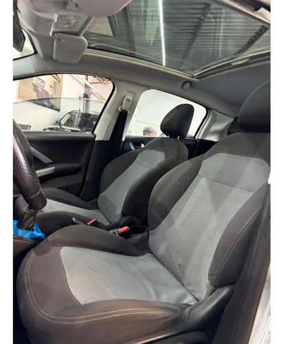 Peugeot 208 1.5 ALLURE 8V FLEX 4P MANUAL
