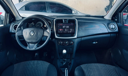 Renault Sandero 1.0 16v Expression Hi-flex 5p