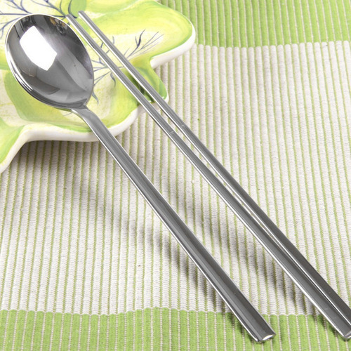 . Coreano 2 Sets Acero Inoxidable Palillos Y Cuchara Vajilla
