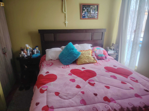 Amplia Casa De 2 Pisos En Calama (84412)
