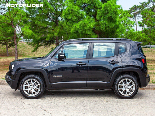 Imagen 2 de 25 de Jeep Renegade Sport 1.8 At | Permuta / Financia