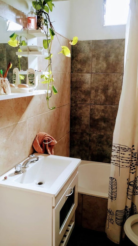 Venta De Ph 2 Ambientes Cochera Villa Luzuriaga