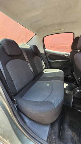 Peugeot 207 1.4 Sedan Allure 75cv
